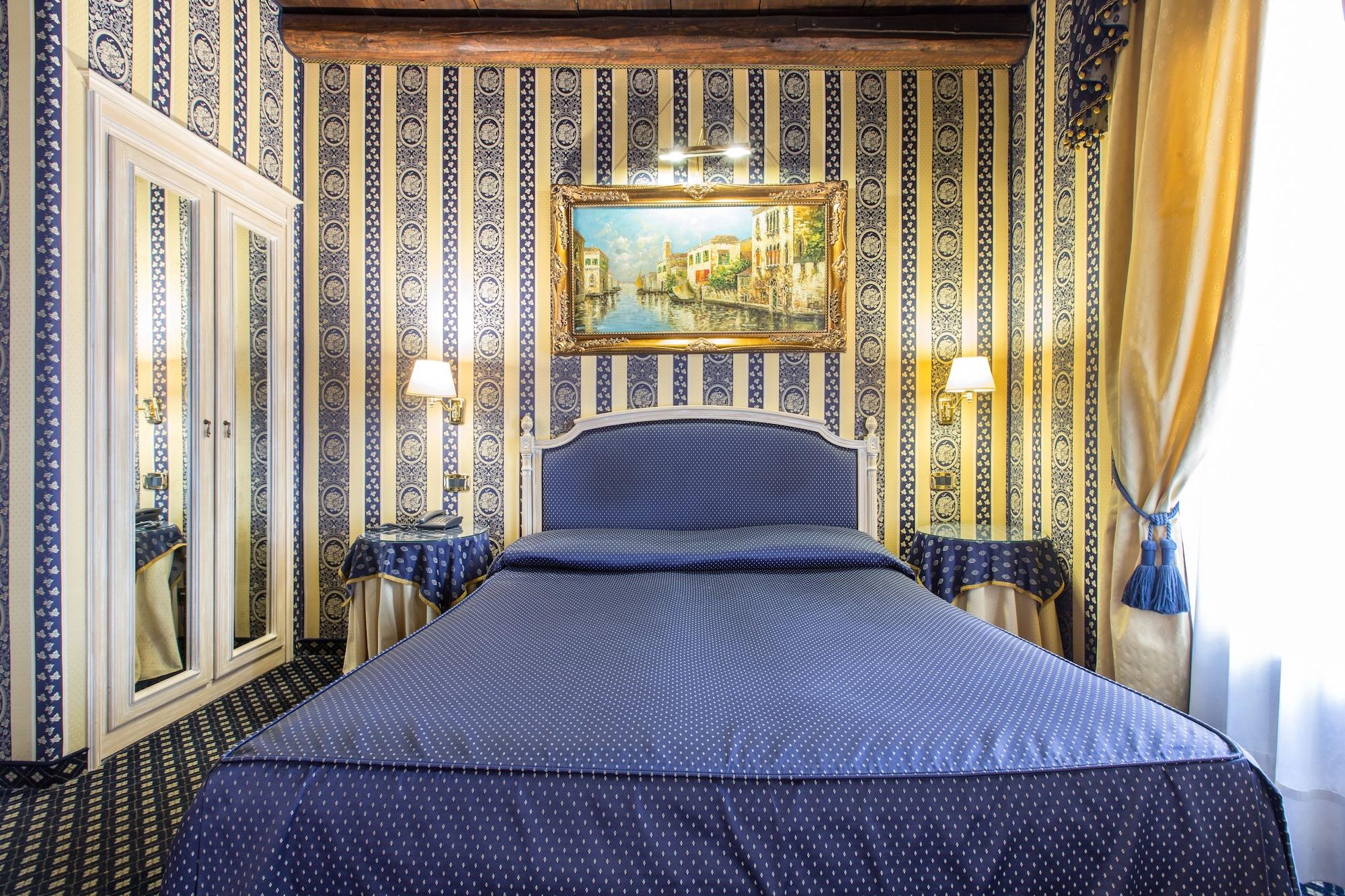 Relais Piazza San Marco 3* Venise